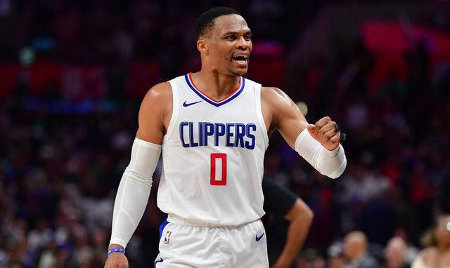 威少时尚风采引热议,队记言论引发争议_伦纳德_1_nba