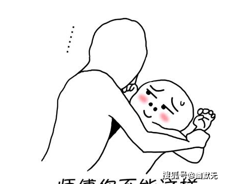 编辑来自可爱闫瑾:美女和朋友正在餐厅用餐,美女准备从包里拿纸巾擦嘴