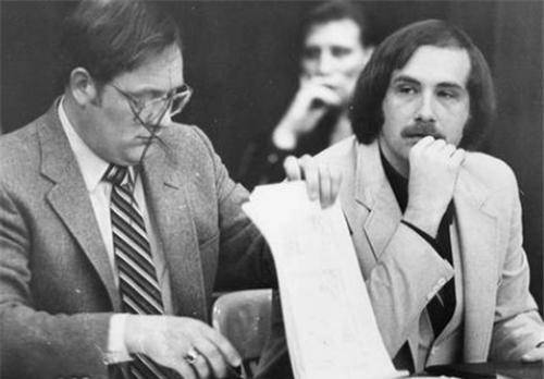 生,被无罪释放,法官:他身体有24个人怎么判_朱元璋_比利·米利根_心理