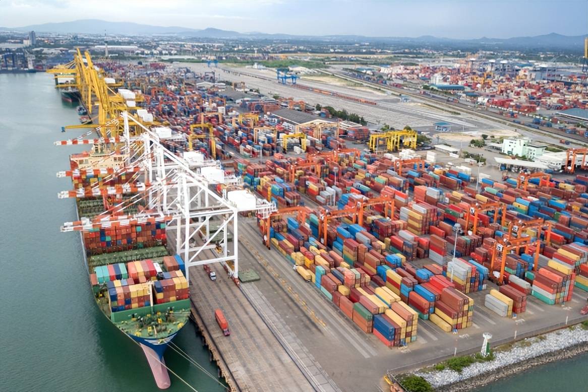 同时邦纳紧邻曼谷港,曼谷港是泰国最重要的港口之一,也是世界二十大集