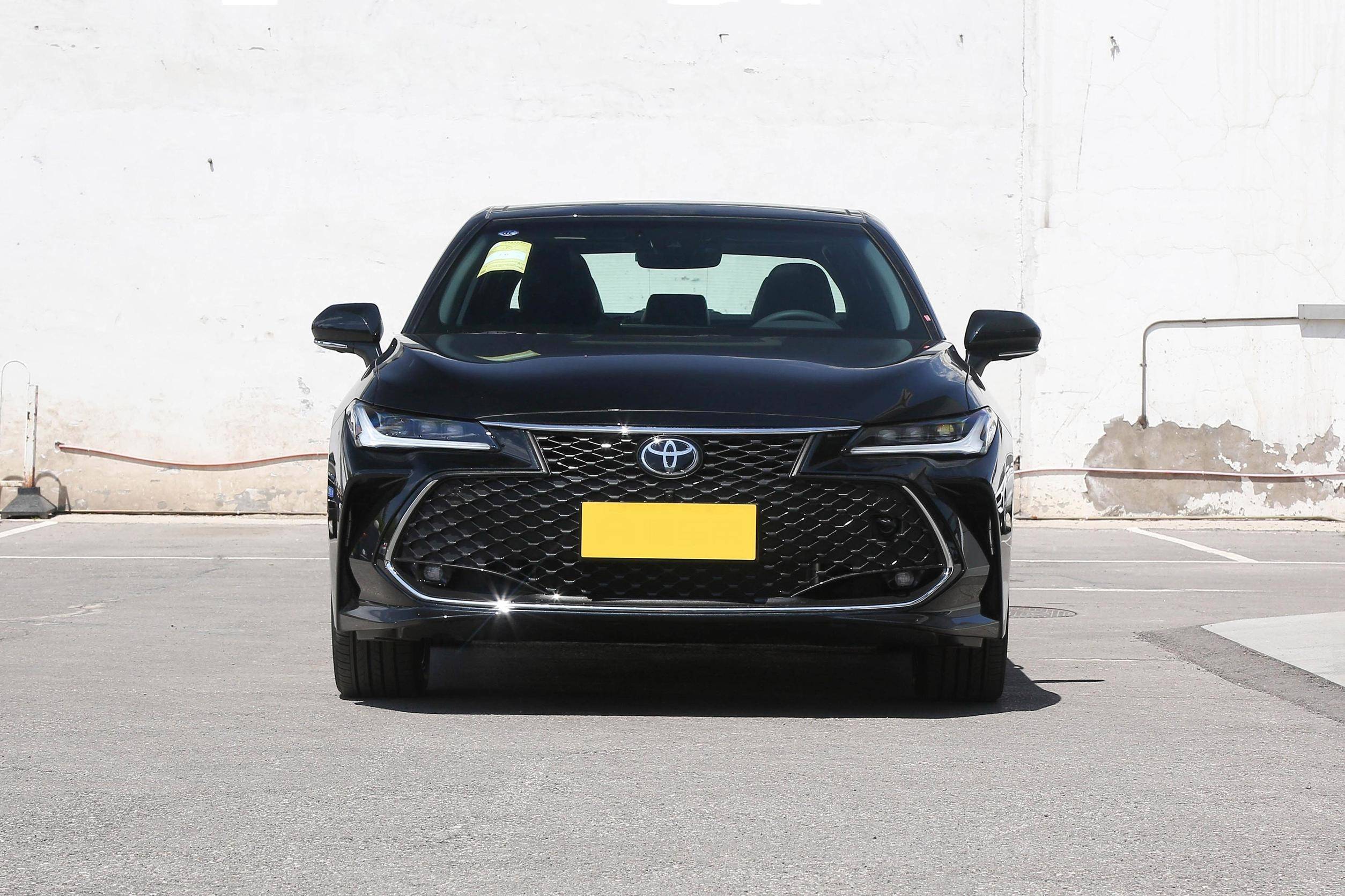 一汽丰田亚洲龙,三套动力可选,颜值高还省油,值得入手