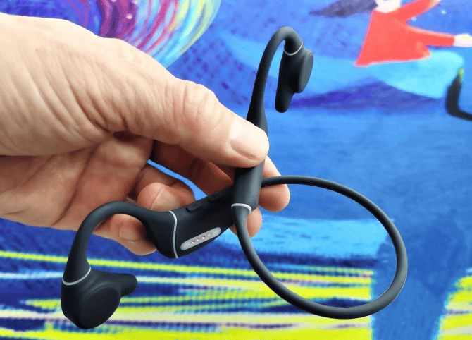 骨传导耳机真的护耳吗？好用的骨传导耳机是什么样？六点告诉你