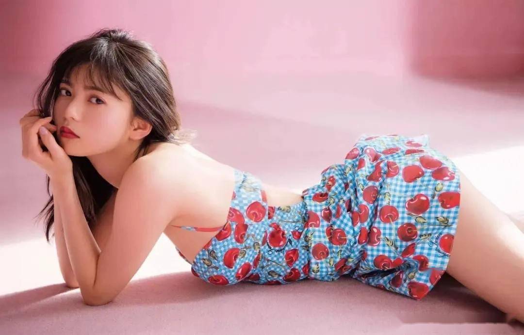 從前偶像蛻變成現如今美麗性感的日本當紅演員,齋藤飛鳥-齋藤飛鳥 OFFICIAL FANS SITE