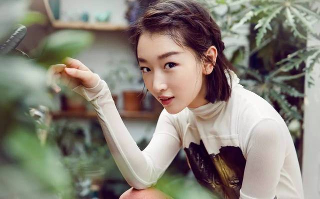 娱乐圈中最瘦的10位女明星,周冬雨才76斤,最后一位"瘦脱相"_减肥_杨颖