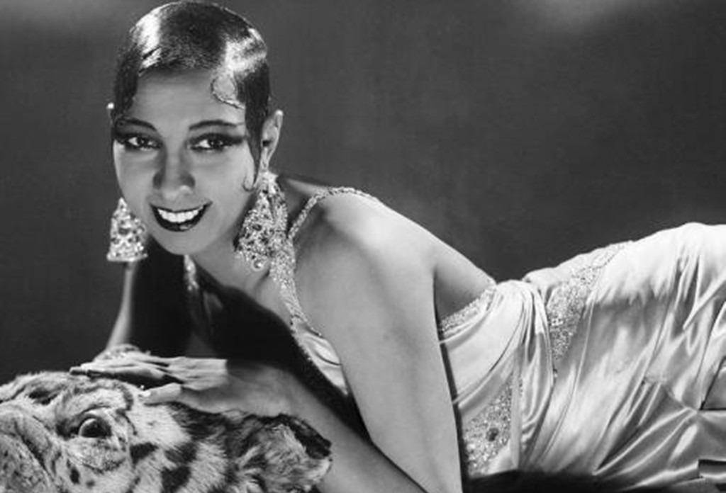 一位敢耍爱因斯坦,一位将希特勒玩弄于股掌之中_德国_法国_奥尔加