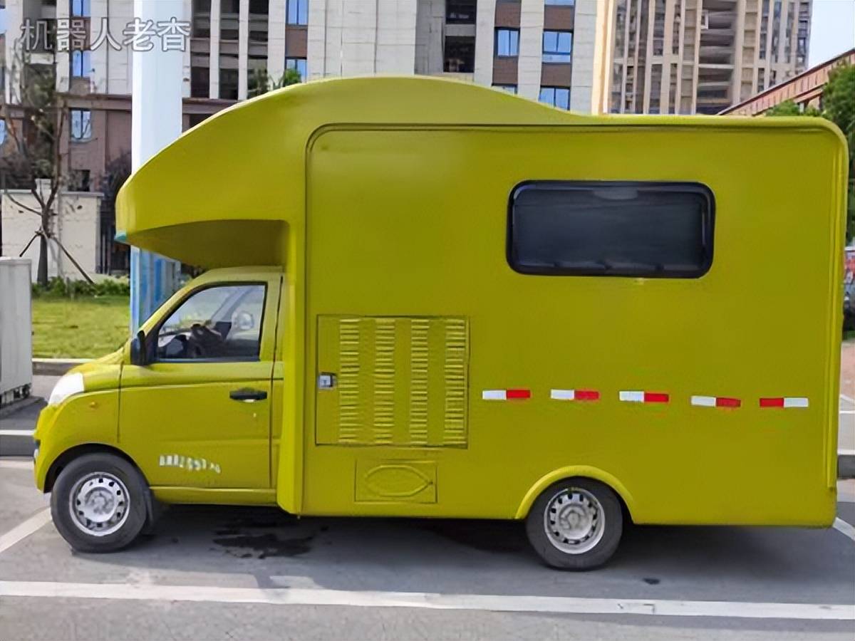 是房车又不是房车,是货车又不是货车,房车型小型专项作业车登场