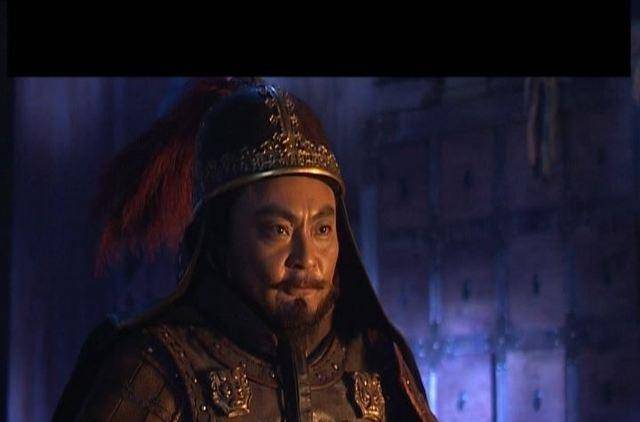 在劫皇纲之前,程咬金被尤俊达教授使用斧子,但他始终学不会.