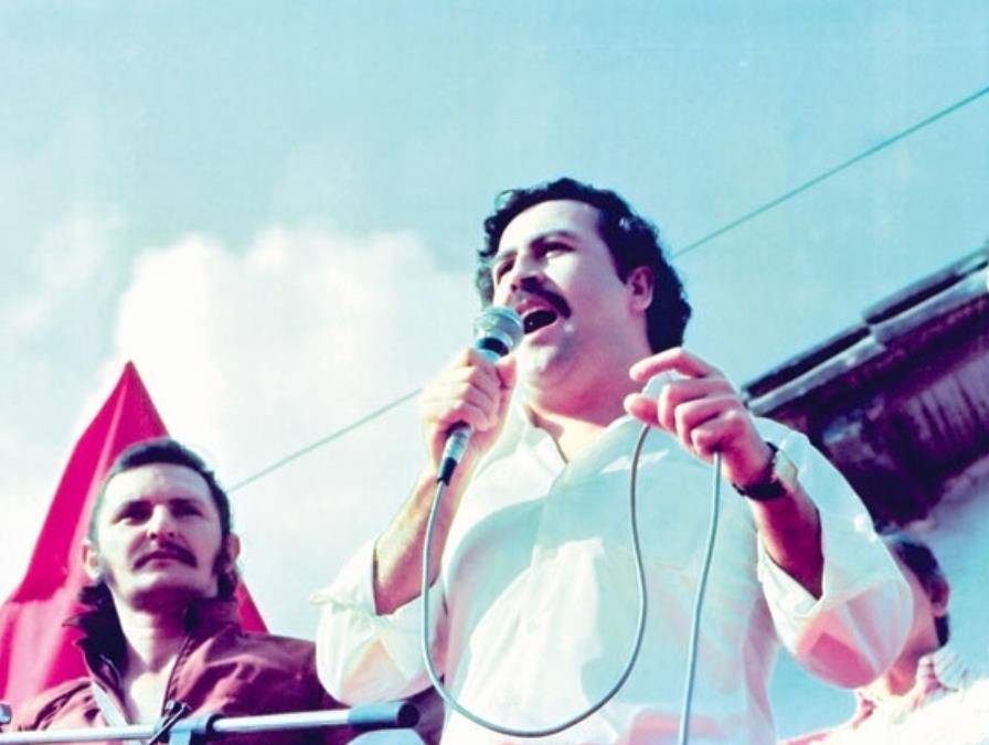 哥伦比亚毒枭巴勃罗:坐拥4万私人军队,自盖豪华监狱坐牢