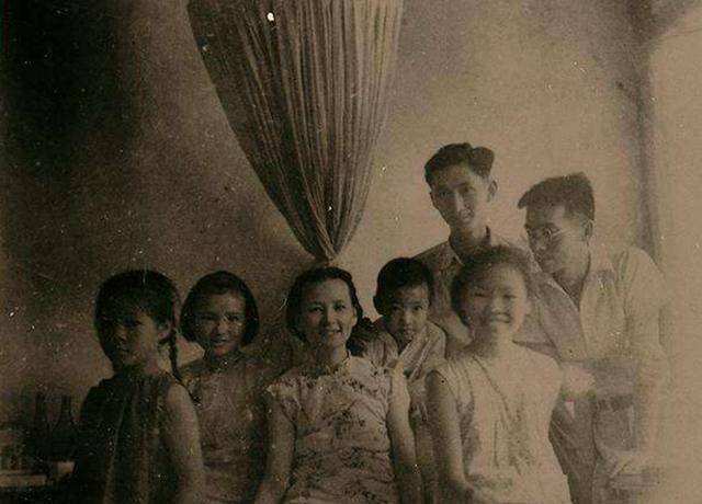 费正清妻子遇林徽因,"一见钟情"不可自拔,后半生都用来追忆_费慰梅