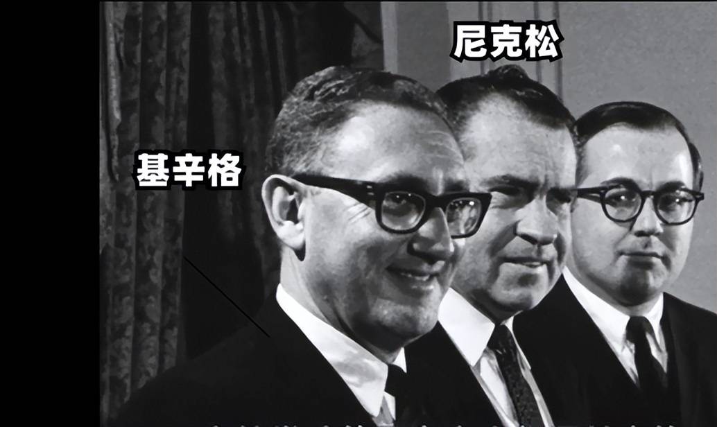 白宫的地下藏着关于外星人所有信息的时间胶囊_事件_光点_尼克松