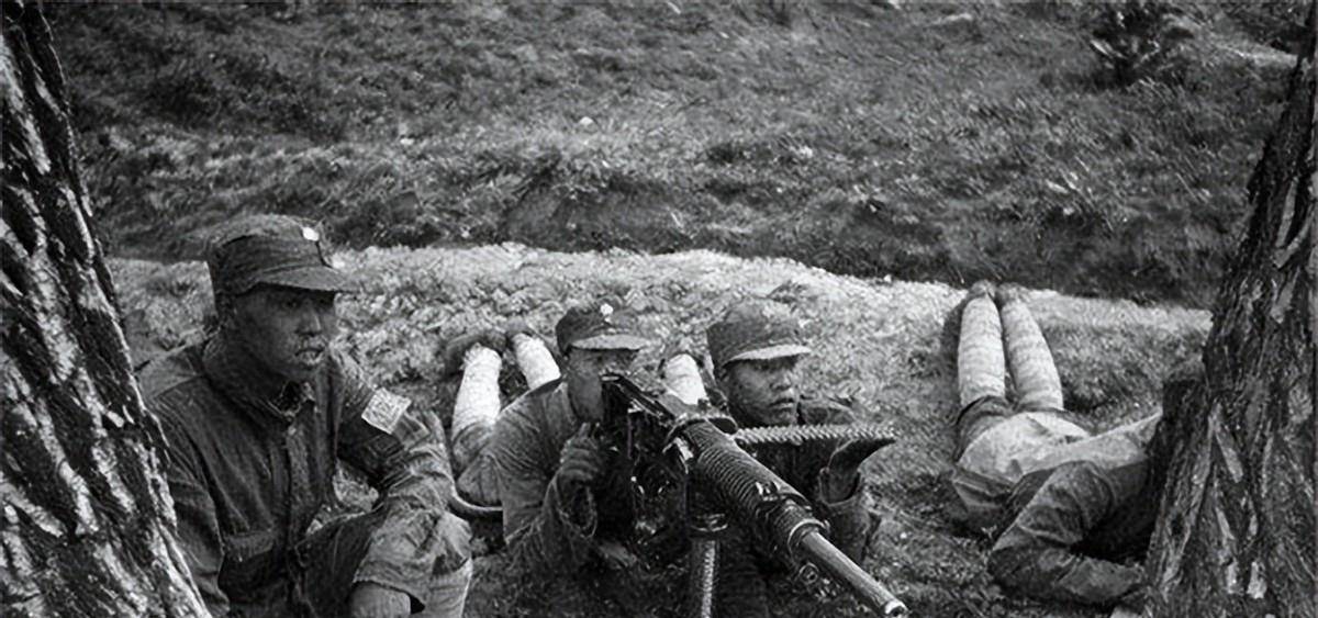 建议偷袭敌人炮阵地,他主动请缨,带着一个班的兄弟绕到敌人的背后,用