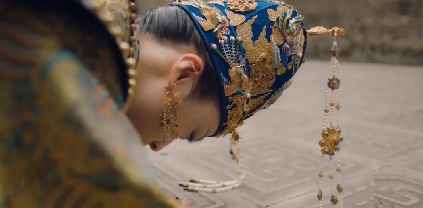 孙若微在剧中面临着艰难的抉择,她希望用仁义之德