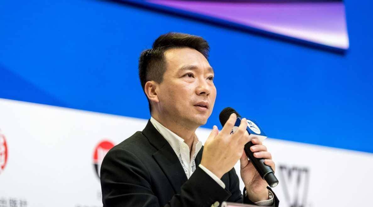 90后新生代央视新闻主播王言:从四川江油走出来的主播,未来可