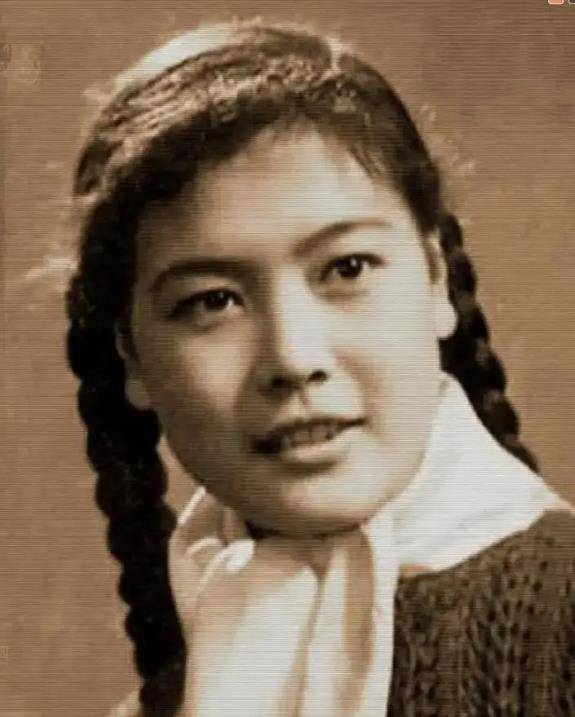 《苦菜花》娟子杨雅琴:感情失意,53岁去世两任丈夫都未出席葬礼