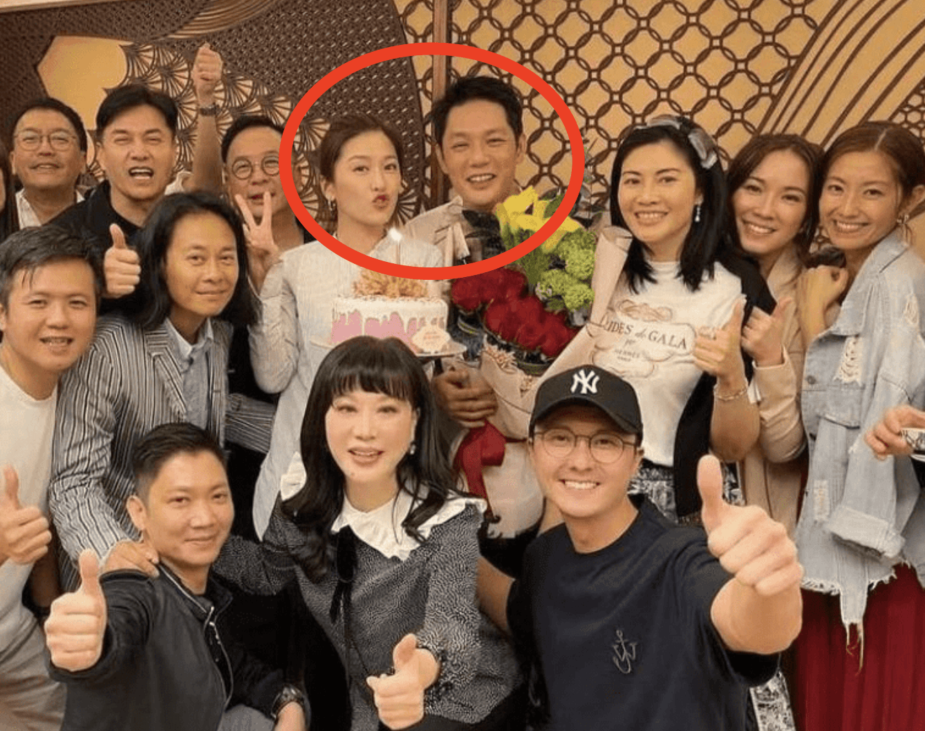 周丽淇罕晒全家福,为4岁儿子庆生,和傅程鹏幸福同框无惧争议