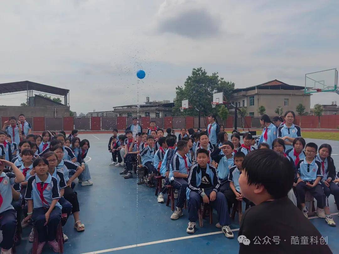 酷童科创科普进校园——走进芳草学校复兴路校区