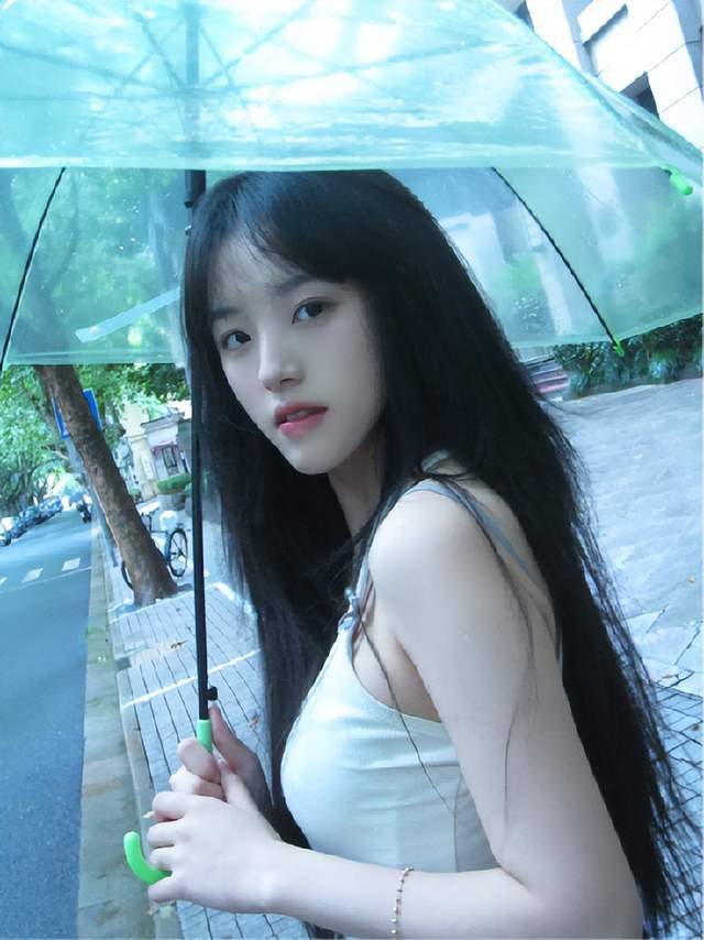 天生丽质,美若天仙的双一流高校校花浦姝婕,未来可期的新生代女神