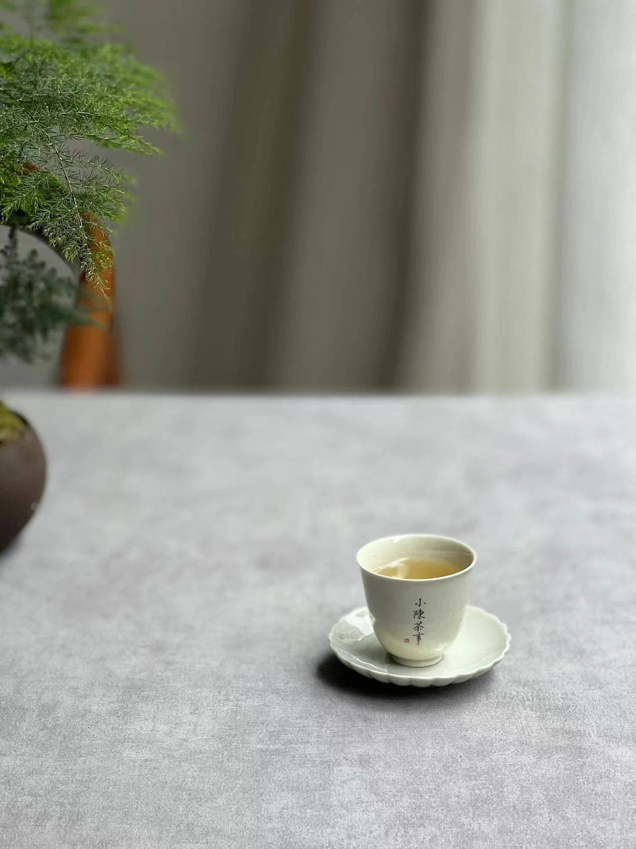 喝茶莫贪小便宜,千元茶品低价卖,回家拆开竟是劣质货!