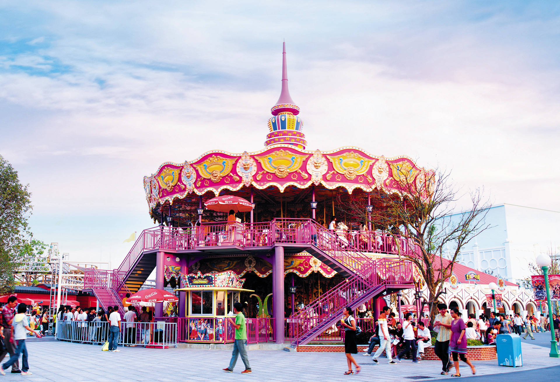 双层旋转木马游乐设备选购指南:价格之外的重要考量