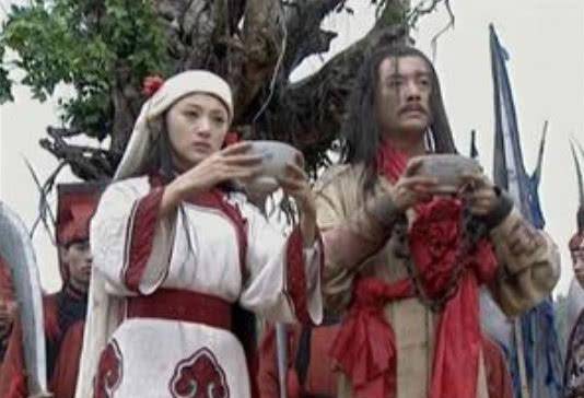 刑场上的婚礼:他号称四眼将,25岁在刑场上举行婚礼后惨遭凌迟_陈玉成