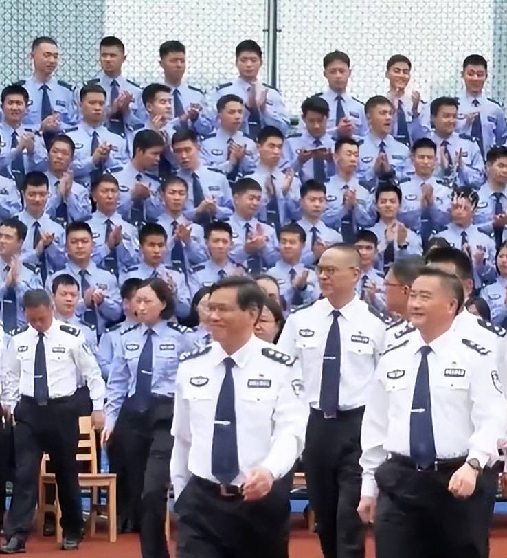 浙江警察学院院长图片