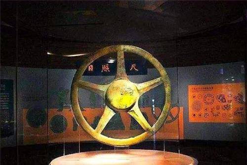 四川出土3000年前的方向盘,科学也无解,如今被禁止出国展览