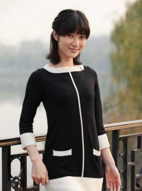 日本女演员在中国跑了十年龙套,因《伪装者》成名,今成中国媳妇