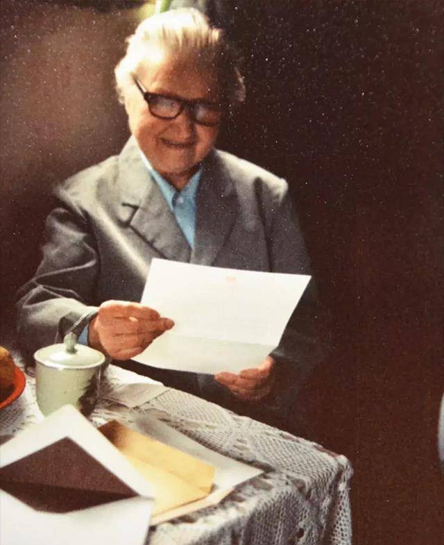 03年,瓦格纳病逝,68年中国异乡岁月:最后与丈夫杜承荣合葬