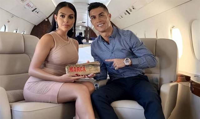 c罗即将迎娶乔治娜,爱情故事令人回味