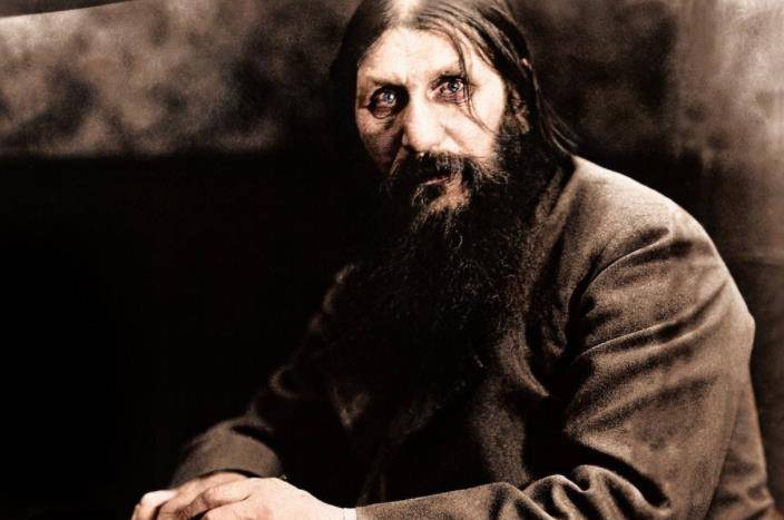 "沙俄妖僧"拉斯普京,操纵皇室,魅惑少女,究竟有何厉害之处?