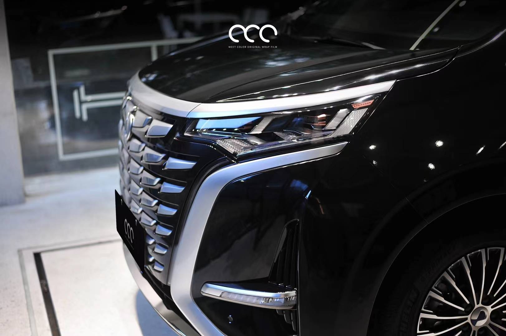 腾势d9漫彩隐形车衣亮黑,让你的车更亮,更黑!