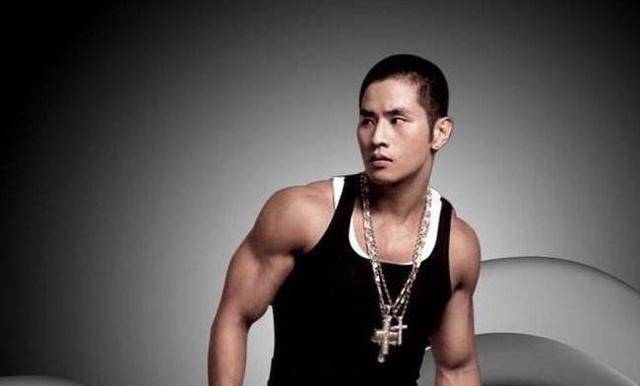 为逃兵役修改国籍,国家直接下令全国封杀,终生不得再入国土_刘承俊