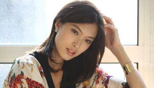 模特参加综艺节目,公开宣称不是中国人,下场大快人心_凯丽_美国_蔡羽