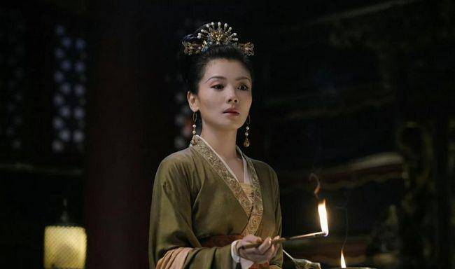 刘娥:再嫁后认前夫做哥哥,被皇帝疯狂迷恋的"二婚女"_宋真宗_赵恒_宋