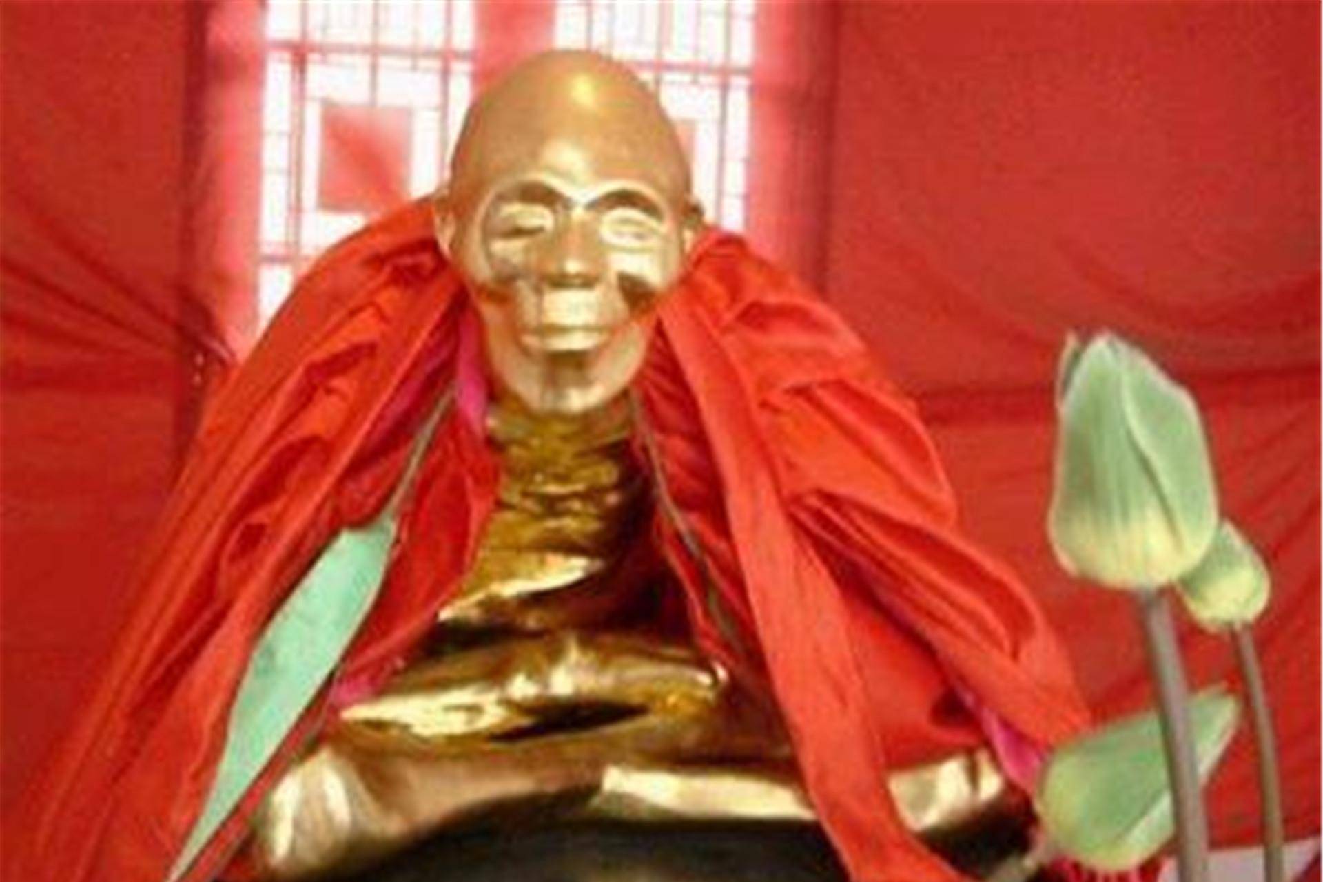 她绝食7天后圆寂,坐缸3年成肉身佛,尸身不腐,女性特征消失