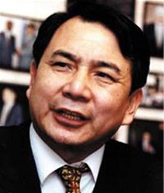 北京顶级隐形富豪,豪宅仅装修费花2亿,靠卖冰棍起家