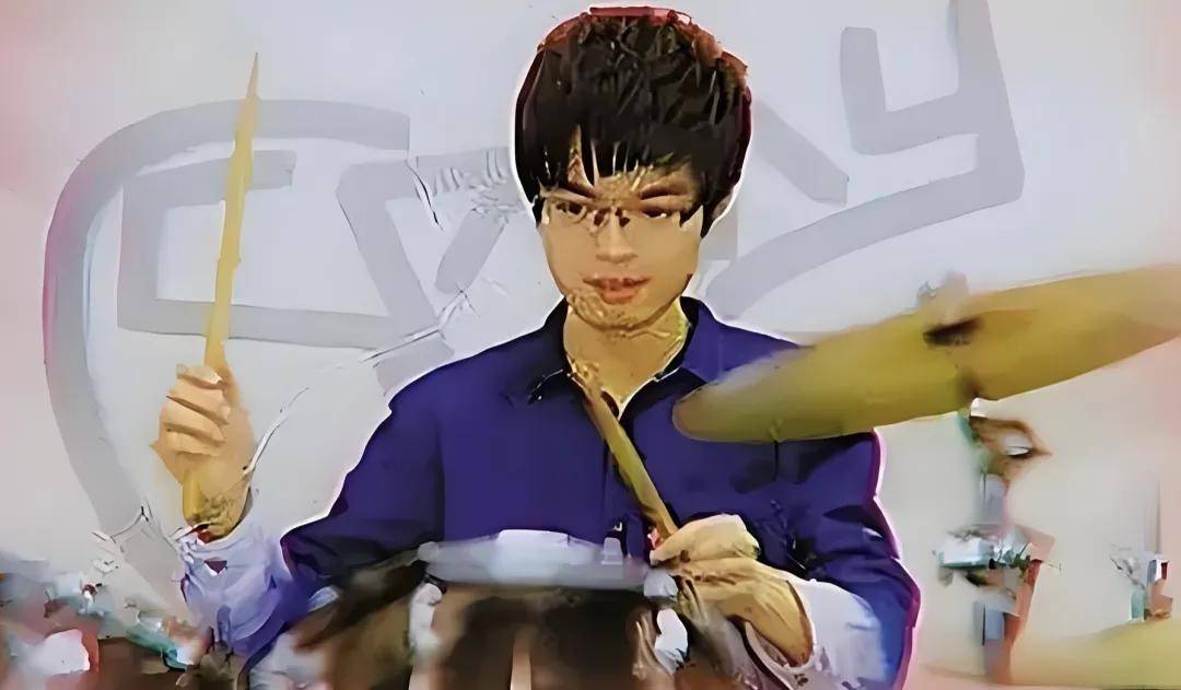 04 从摇滚到创业,全身带着颠覆劲儿巨大的商业成功,将杨植麟推入了