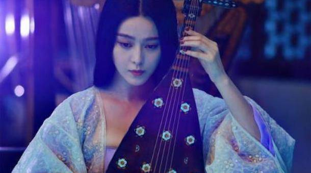 父皇强行纳儿媳妇入宫,不顾朝政沉迷美色,此女还是四大美女之一