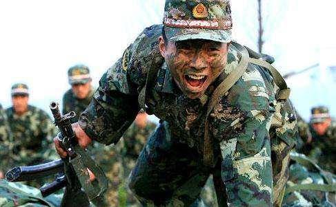 当军人警察一起执行任务时,谁掌握指挥权?多年疑惑终于被解开