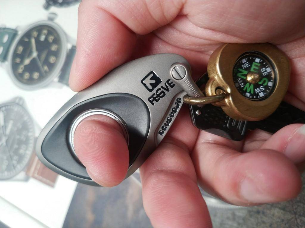 精致edc解压好伙伴:fegve旋转钛合金钥匙扣