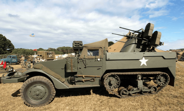 二战美国装甲盘点,m18地狱猫式坦克歼击车时速可达近90公里!