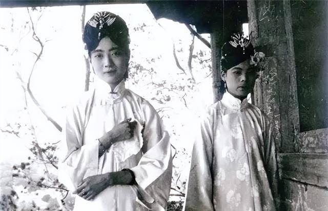 婉容被溥仪关"猪圈"十年,被救出时,她的一句话让人很心疼