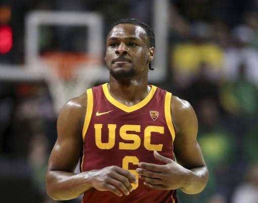 勇士评选出首位球员,库里感谢并邀请詹姆斯_格林_克里斯保罗_1