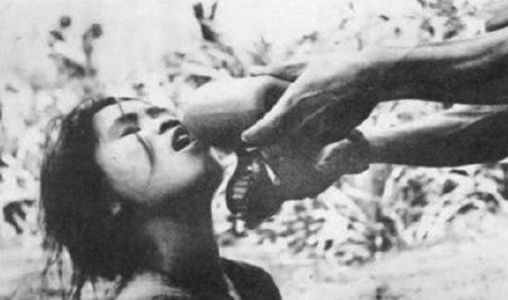 越南战争中,美军是怎样处置越南女兵的?逼供手段竟如此狠毒!