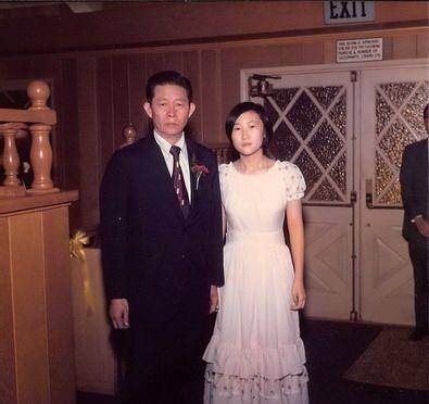 杨娇:丈夫当上台湾首富,50岁的她却带3千元赴美打工,分居至死