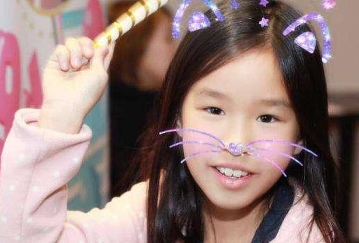 张庭的"调皮"基因:上帝吻了她儿子的脸,却忘了给女儿开扇窗