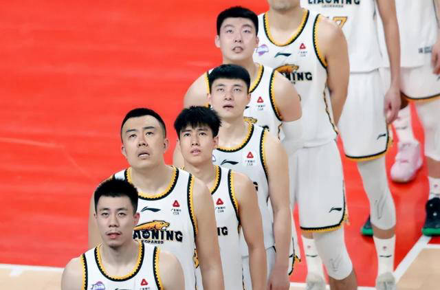 辽篮重磅决策!全华班挑战亚冠,两位顶级内线球员求加盟,周琦备受期待
