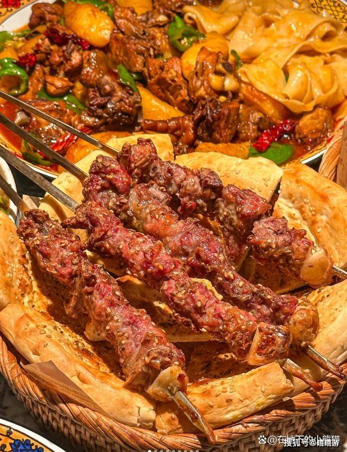 分享,新疆旅游攻略大全,这篇攻略带你畅游新疆_景区_那拉提草原_昌吉