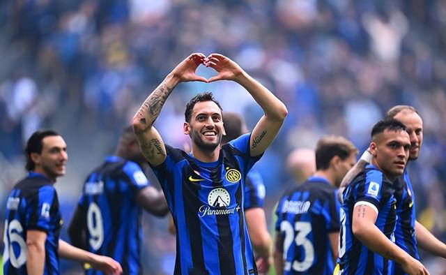 土耳其欧洲杯大名单分析:恰尔汗奥卢领衔,前锋线潜力巨大,黑马预测