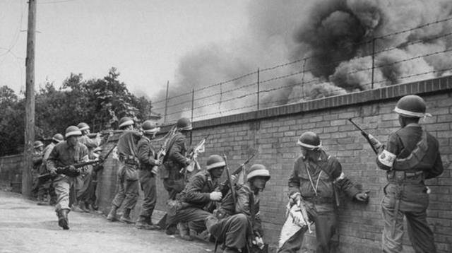 主张一切依靠金主美国,通过美国统一朝鲜半岛,这些人掌握着政府的话语